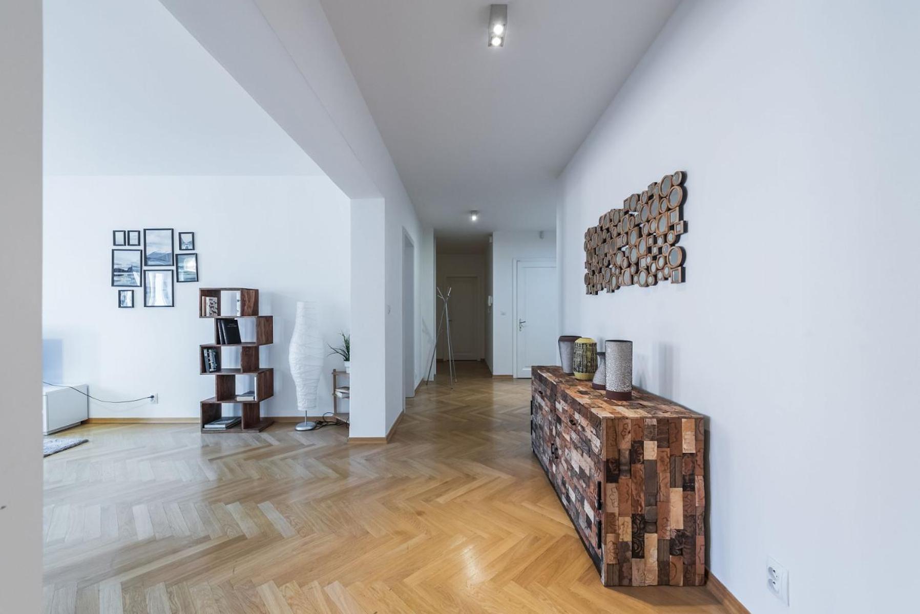 Apartamento Old Town černá